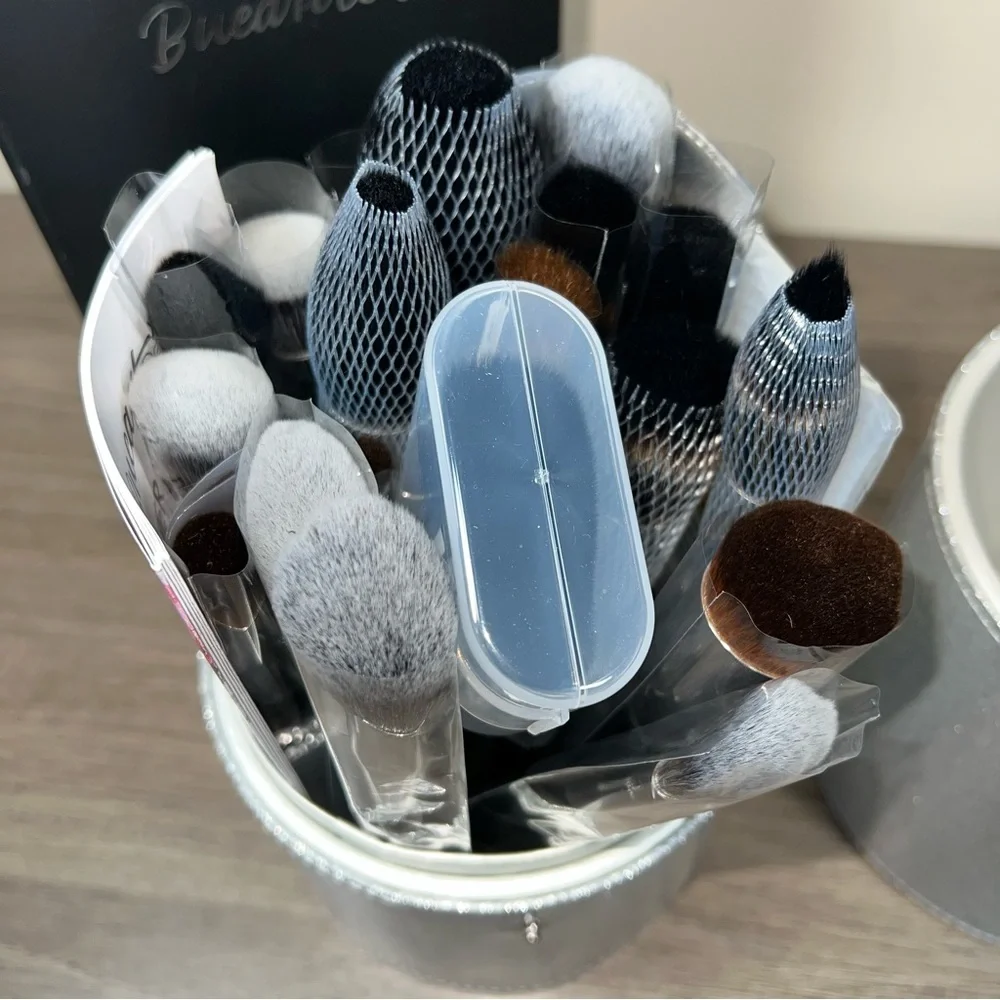 Bueart Design 36 Piece PRO Grade Pony Goat Synthetic Makeup Brush Set & Holder